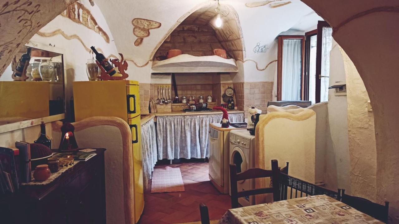 Casa Ele - Casa Indipendente Con Cucina - Bikes Friendly Apartment Sassari Exterior photo